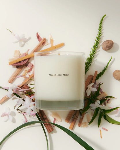 No. 04 Bois de Balincourt Candle