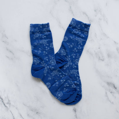Antique Rose Garden Casual Socks: Blue