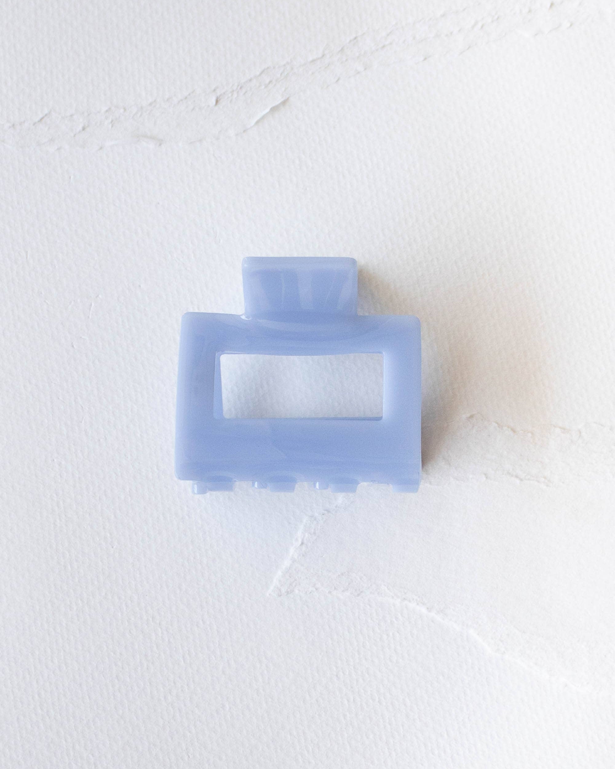 Kylie Hair Clip: Blueberry