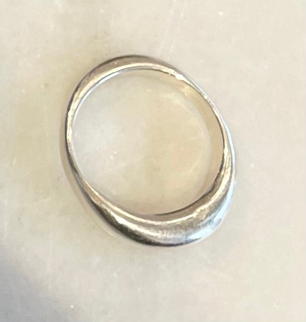 Egg Ring - Silver